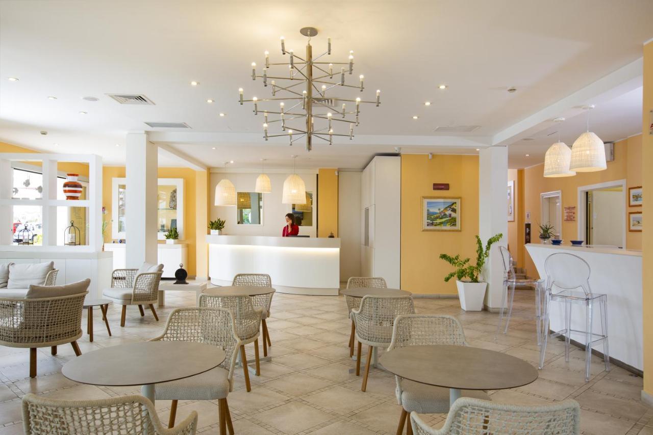 Lu' Hotel Riviera Carloforte  Esterno foto