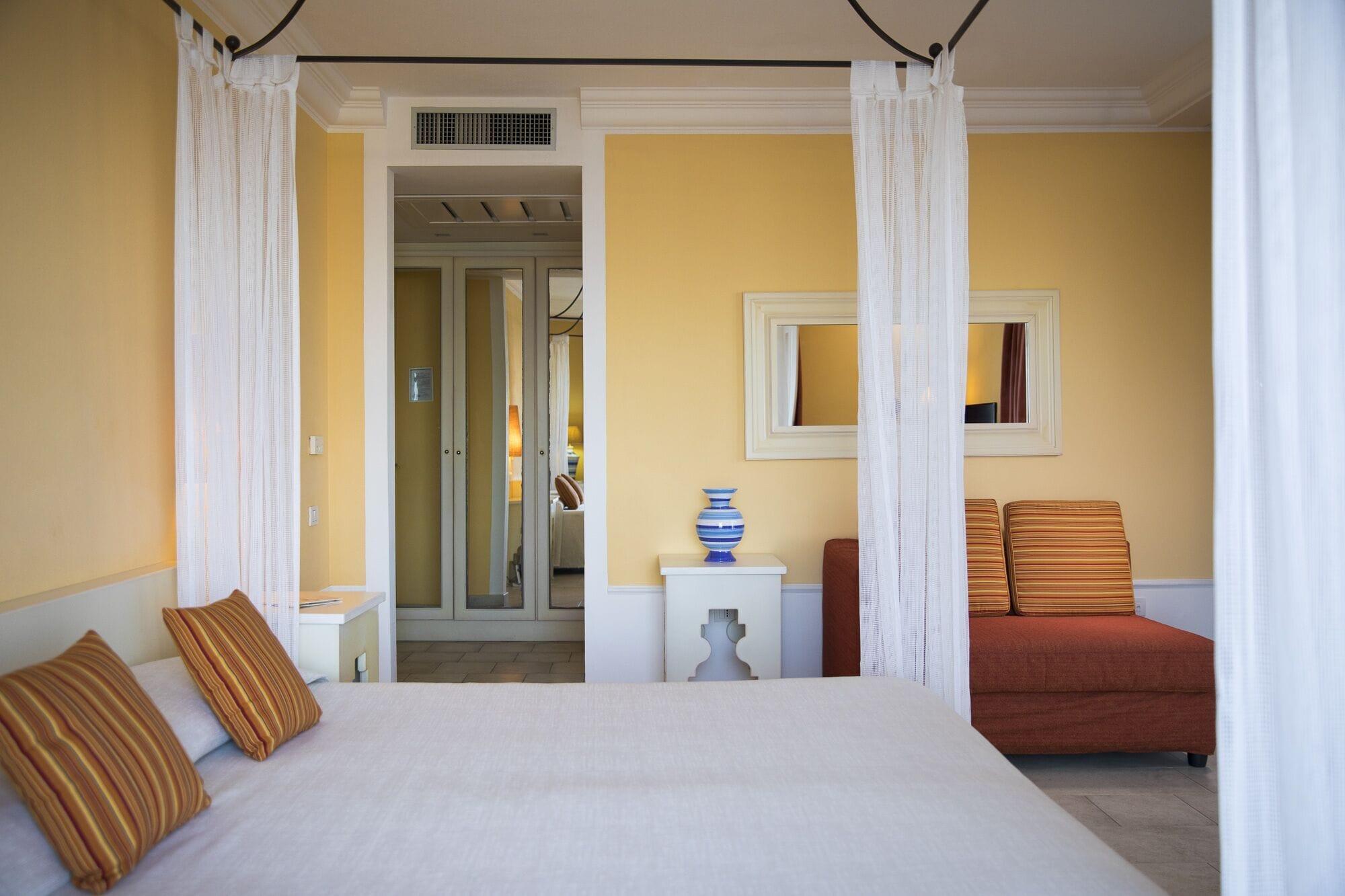 Lu' Hotel Riviera Carloforte  Esterno foto