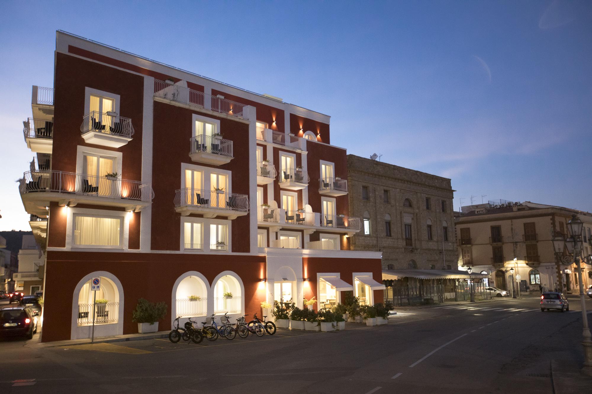 Lu' Hotel Riviera Carloforte  Esterno foto